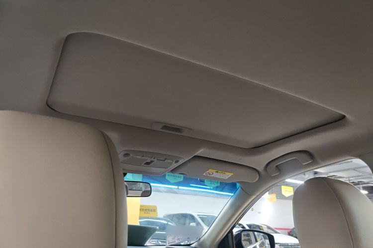Used Nissan Teana 2016 2.0L XE Fashion Edition Headliner