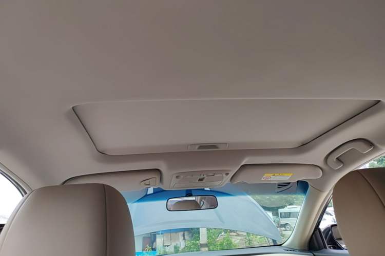 Used Nissan Teana 2016 Revised Version 2.0L XL Comfort Edition Headliner