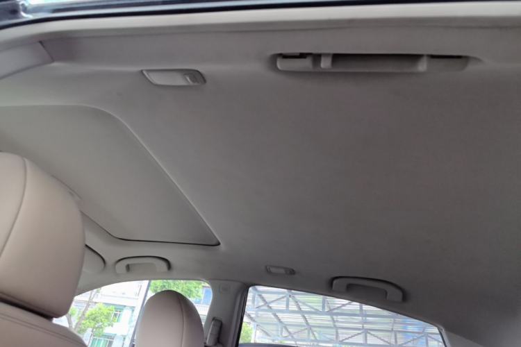 Used Nissan Teana 2016 2.0L XE Fashion Edition Headliner