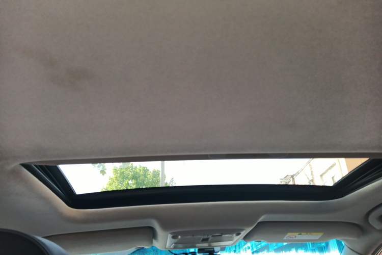 Used Nissan Teana 2016 2.0L XE Fashion Edition Headliner