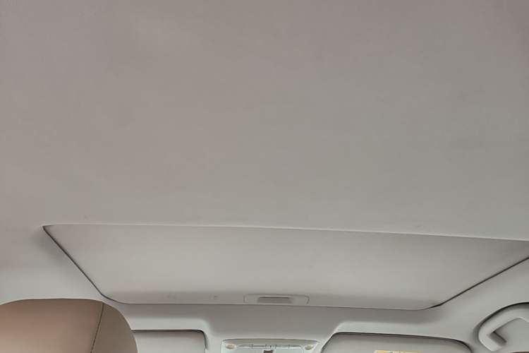 Used Nissan Teana 2016 2.0L XE Fashion Edition Headliner
