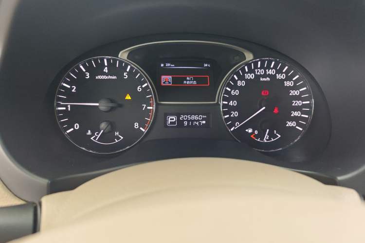 Used Nissan Teana 2016 2.0L XE Fashion Edition Instrument Cluster
