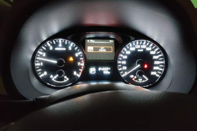 Used Nissan Teana 2016 Revised Version 2.0L XL Comfort Edition Instrument Cluster