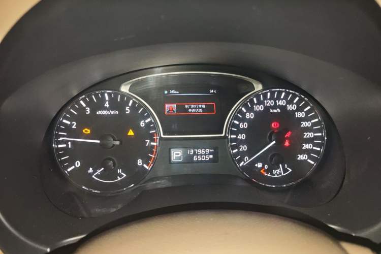 Used Nissan Teana 2016 2.0L XE Fashion Edition Instrument Cluster
