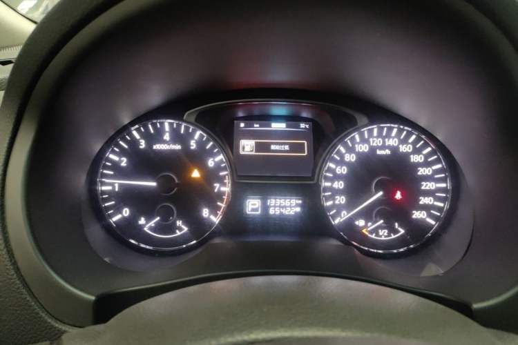 Used Nissan Teana 2016 Revised Version 2.0L XL Comfort Edition Instrument Cluster