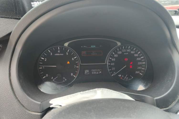 Used Nissan Teana 2016 2.0L XL Comfort Edition Instrument Cluster