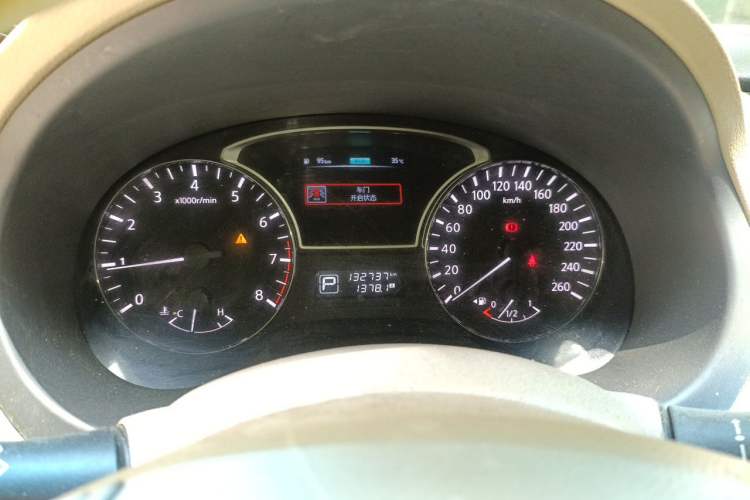 Used Nissan Teana 2016 2.0L XE Fashion Edition Instrument Cluster
