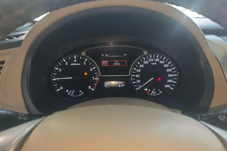 Used Nissan Teana 2016 2.0L XE Fashion Edition Instrument Cluster
