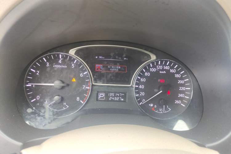 Used Nissan Teana 2016 Duke 2.5L XV Premium Edition Instrument Cluster