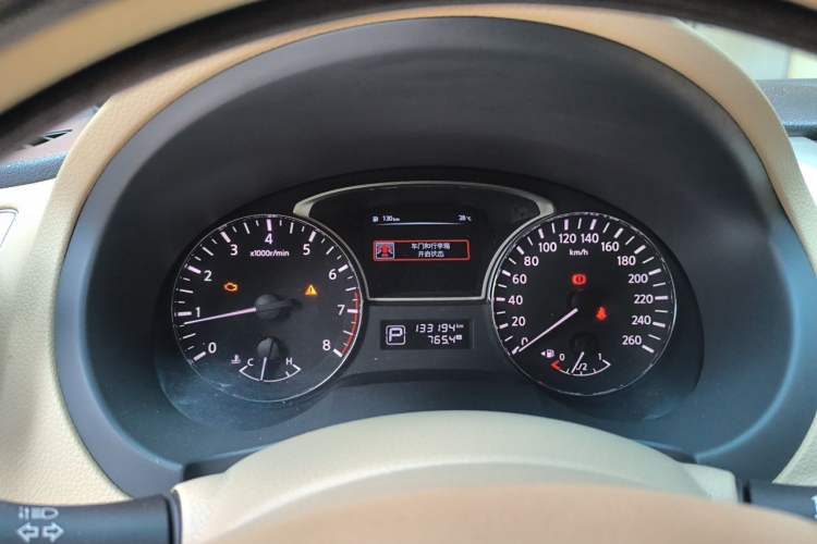 Used Nissan Teana 2016 2.0L XE Fashion Edition Instrument Cluster