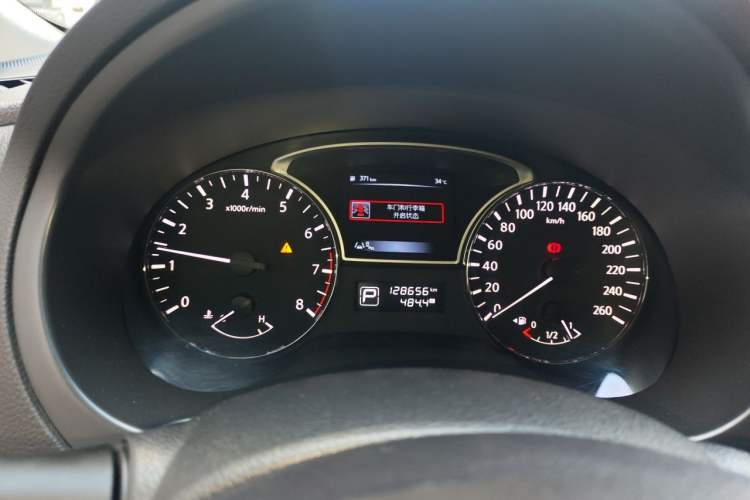 Used Nissan Teana 2016 2.0L XL-Upper Smart Edition Instrument Cluster