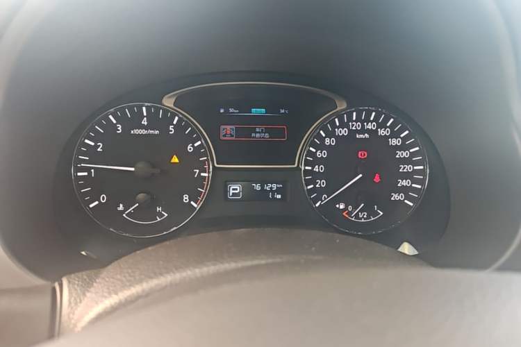 Used Nissan Teana 2016 2.0L XL Comfort Edition Instrument Cluster