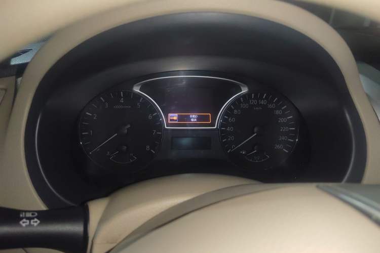 Used Nissan Teana 2016 2.0L XE Fashion Edition Instrument Cluster