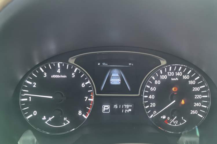 Used Nissan Teana 2016 2.0L XE Fashion Edition Instrument Cluster