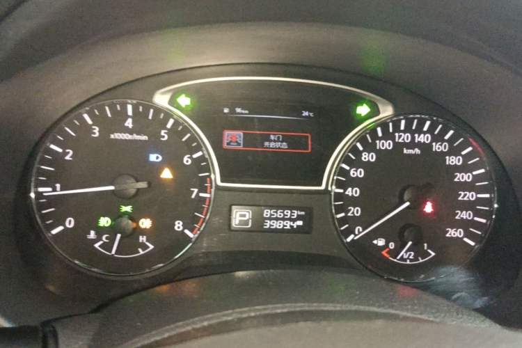 Used Nissan Teana 2016 Revised Version 2.0L XL Comfort Edition Instrument Cluster