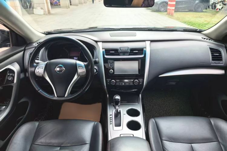 Used Nissan Teana 2016 2.0L XL Comfort Edition Interior 1