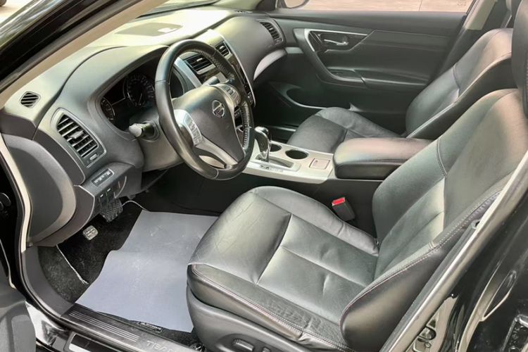 Used Nissan Teana 2016 Revised Version 2.0L XL Comfort Edition Interior 1