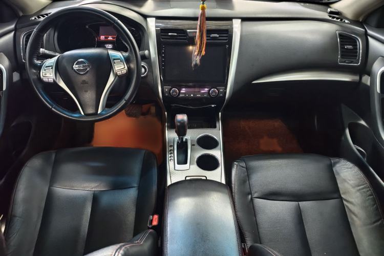 Used Nissan Teana 2016 Revised Version 2.0L XL Comfort Edition Interior 1