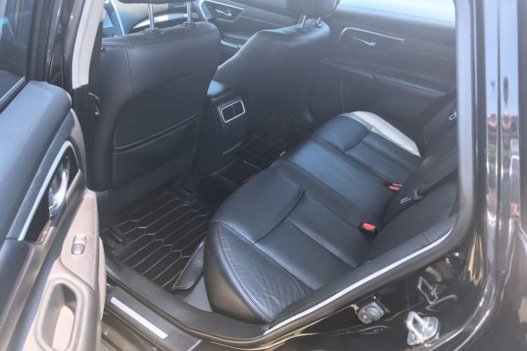 Used Nissan Teana 2016 Revised Version 2.0L XL Comfort Edition Interior 2