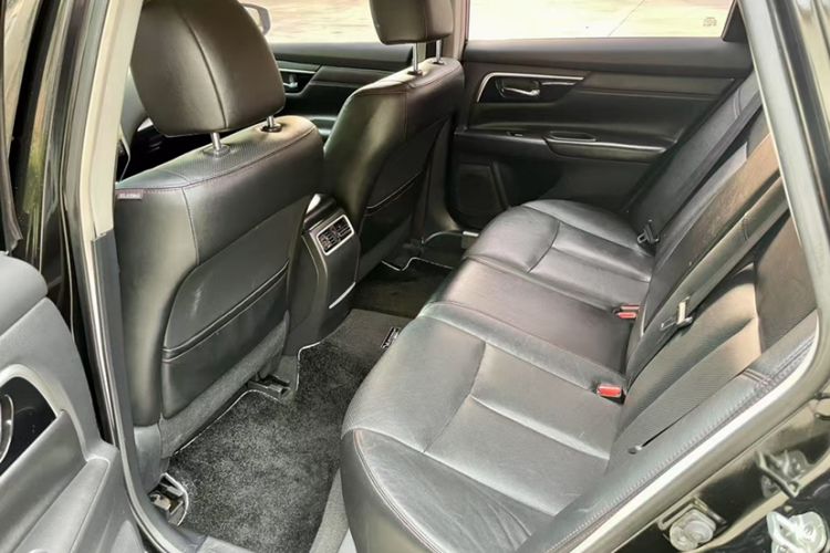 Used Nissan Teana 2016 Revised Version 2.0L XL Comfort Edition Interior 2