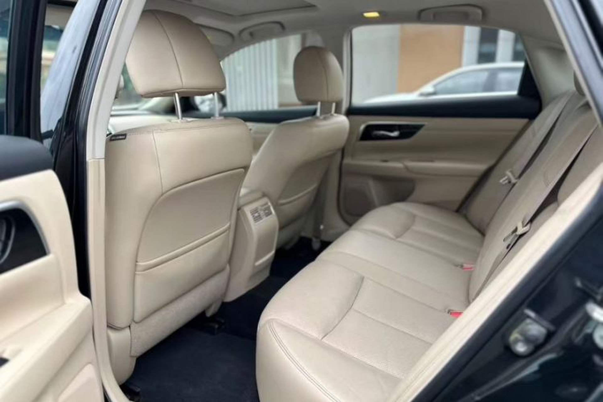 Used Nissan Teana 2016 Revised Version 2.0L XL Comfort Edition Interior 3