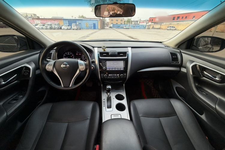 Used Nissan Teana 2016 2.0L XL Comfort Edition Interior 3