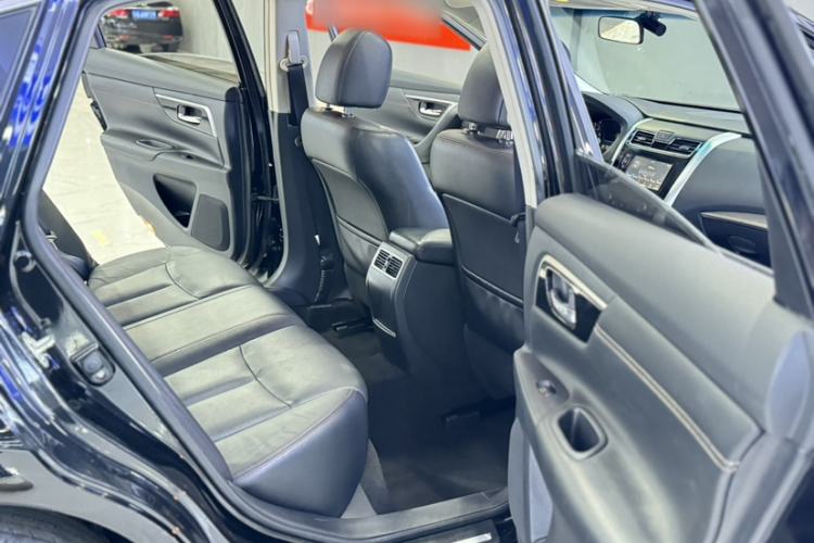 Used Nissan Teana 2016 2.0L XL Comfort Edition Interior 3