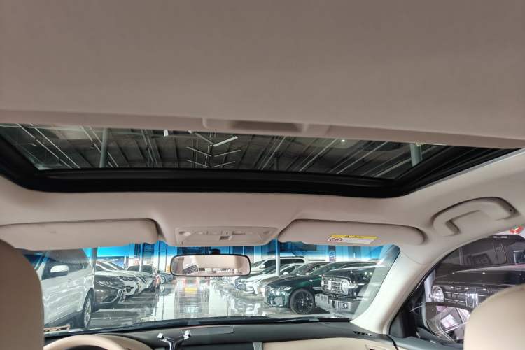 Used Nissan Teana 2016 2.0L XE Fashion Edition Interior 4