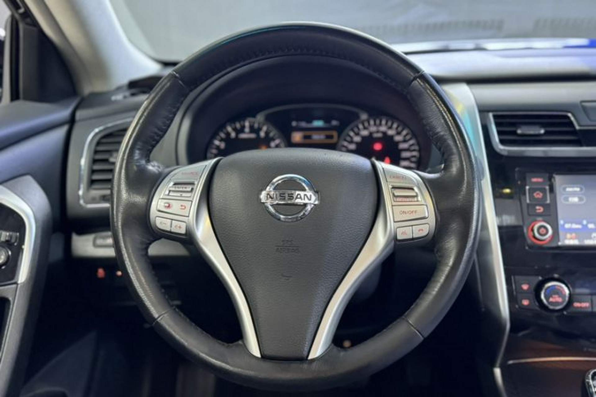 Used Nissan Teana 2016 2.0L XL Comfort Edition Interior 7