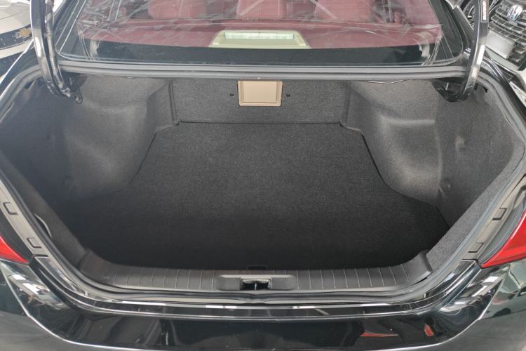 Used Nissan Teana 2016 2.0L XE Fashion Edition Interior 9