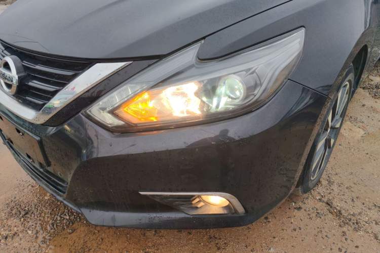 Used Nissan Teana 2016 2.0L XL-Upper Smart Edition Left Front Headlight