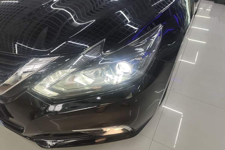 Used Nissan Teana 2016 2.0L XL Comfort Edition Left Front Headlight
