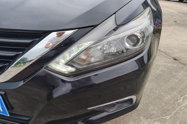 Used Nissan Teana 2016 Revised Version 2.0L XL Comfort Edition Left Front Headlight