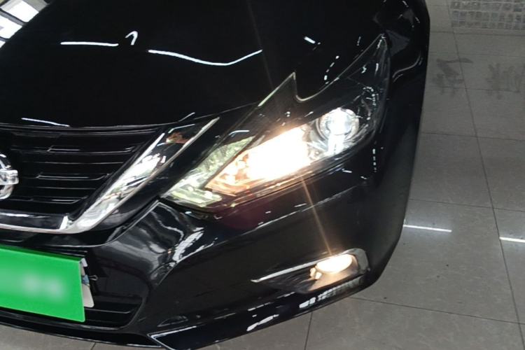 Used Nissan Teana 2016 Revised Version 2.0L XL Comfort Edition Left Front Headlight