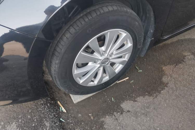 Used Nissan Teana 2016 2.0L XL Comfort Edition Left Front Wheel Hub