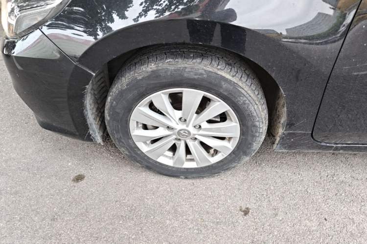 Used Nissan Teana 2016 Revised Version 2.0L XL Comfort Edition Left Front Wheel Hub