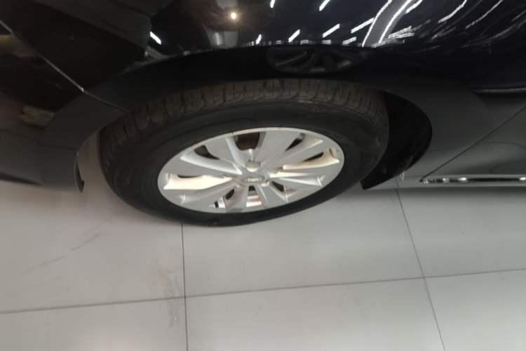 Used Nissan Teana 2016 Revised Version 2.0L XL Comfort Edition Left Front Wheel Hub
