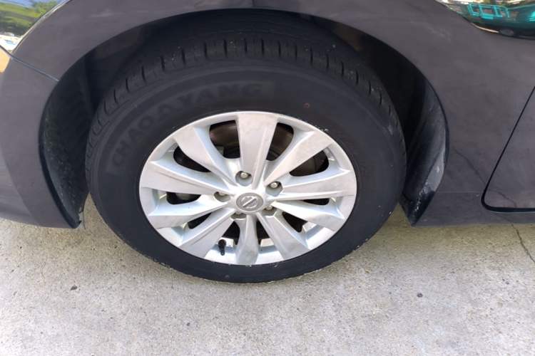 Used Nissan Teana 2016 Revised Version 2.0L XL Comfort Edition Left Front Wheel Hub