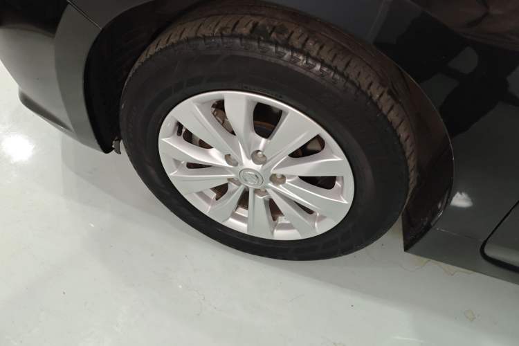 Used Nissan Teana 2016 2.0L XE Fashion Edition Left Front Wheel Hub