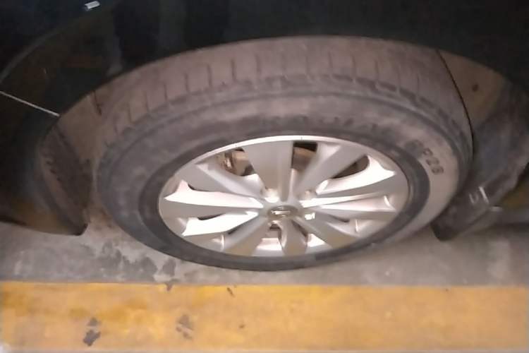 Used Nissan Teana 2016 Revised Version 2.0L XL Comfort Edition Left Front Wheel Hub