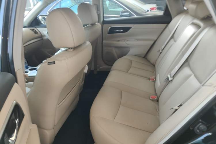 Used Nissan Teana 2016 2.5L XL-Upper Smart Enjoyment Version Left Rear Seat