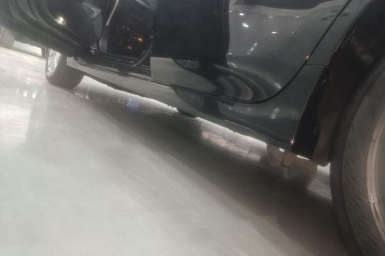 Used Nissan Teana 2016 2.0L XL Comfort Edition Left Side Sill