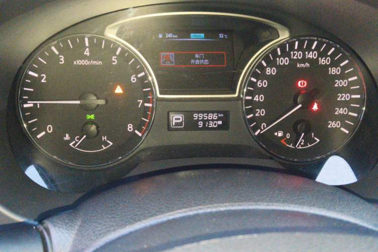 Used Nissan Teana 2016 Revised Version 2.0L XL Comfort Edition Odometer Close Up