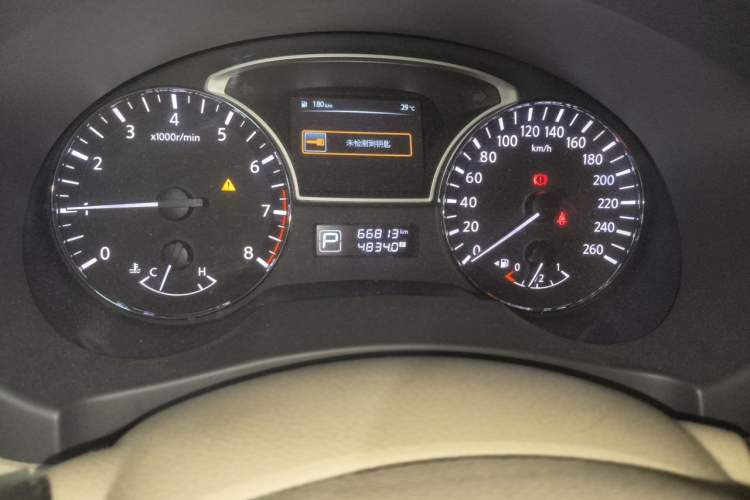 Used Nissan Teana 2016 Revised Version 2.0L XL Comfort Edition Odometer Close Up