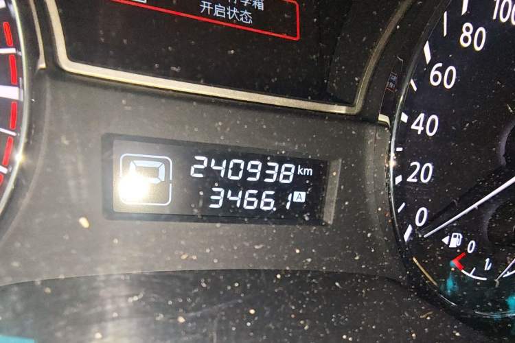 Used Nissan Teana 2016 2.0L XL Comfort Edition Odometer Close Up