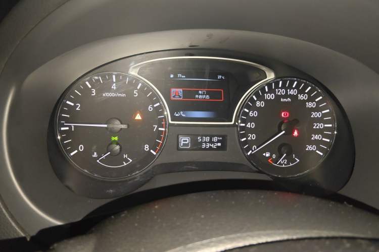 Used Nissan Teana 2016 2.0L XL-Upper Smart Edition Odometer Close Up