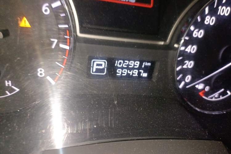 Used Nissan Teana 2016 Revised Version 2.0L XL Comfort Edition Odometer Close Up