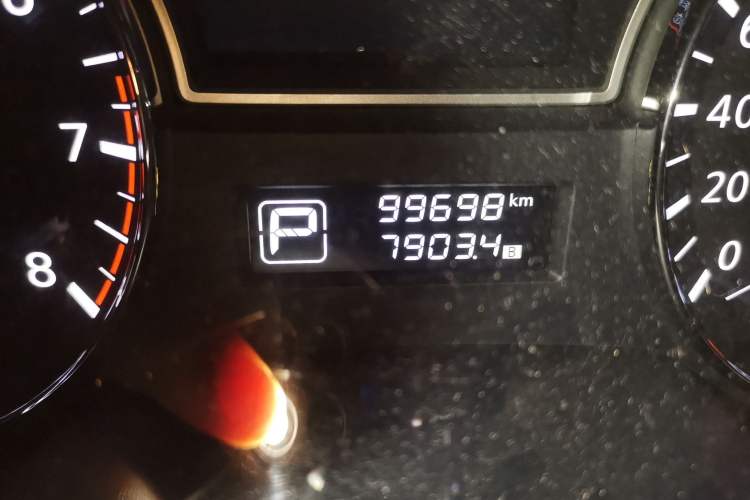 Used Nissan Teana 2016 2.0L XE Fashion Edition Odometer Close Up