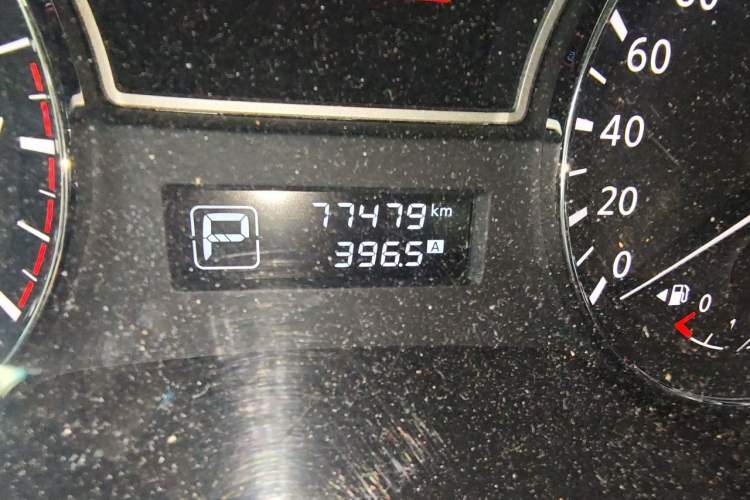 Used Nissan Teana 2016 2.0L XL Comfort Edition Odometer Close Up