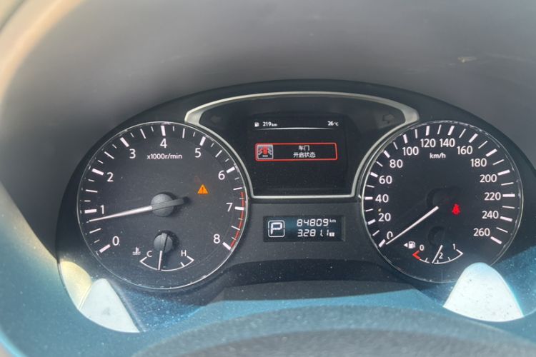 Used Nissan Teana 2016 Revised Version 2.0L XL Comfort Edition Odometer Close Up